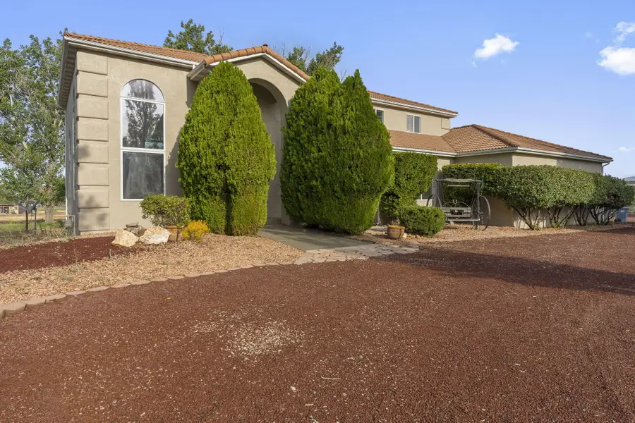 1217 N Horsemans Park Dr, Dammeron Valley, UT 84783 - #2