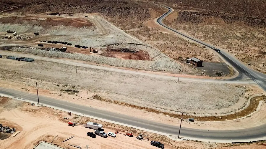 105 N Landfill Rd, Washington, UT 84780 - #2