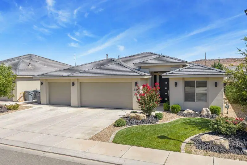 581 S Orange Grove Dr, Washington, UT 84780 - #2