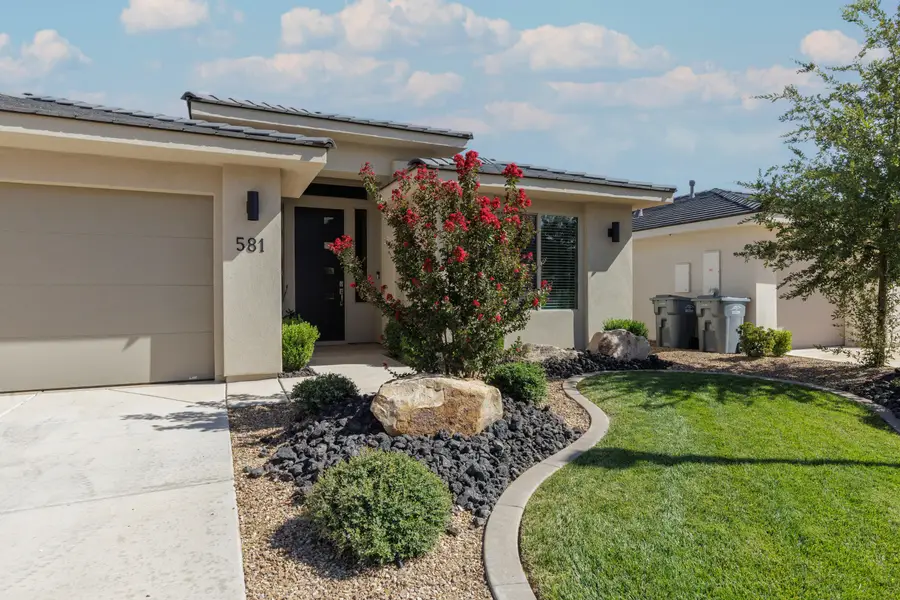 581 S Orange Grove Dr, Washington, UT 84780 - #3