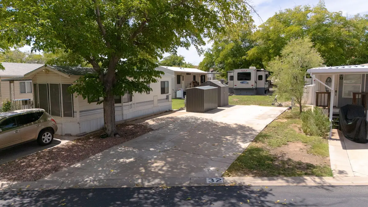1150 W Red Hills Parkway #32, Washington, UT 84780 - #1
