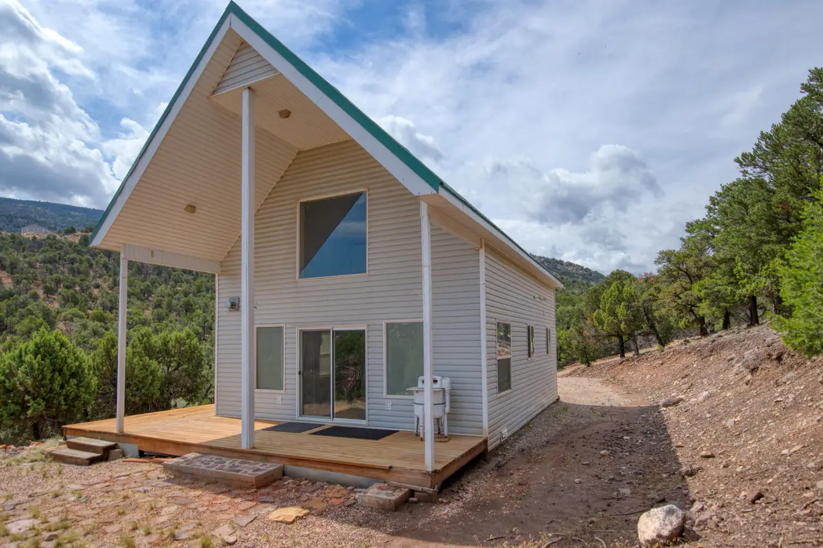 2502 W 1975, Parowan, UT 84761 - #1