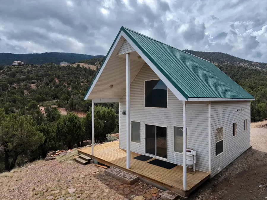 2502 W 1975, Parowan, UT 84761 - #3