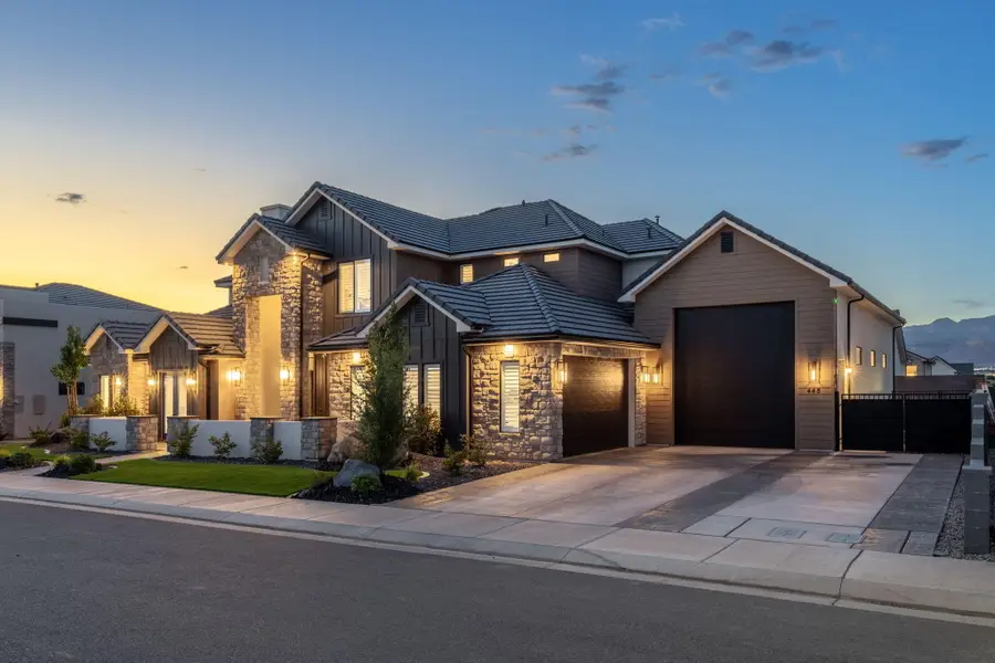 448 W Lamond Cir, Washington, UT 84780 - #2
