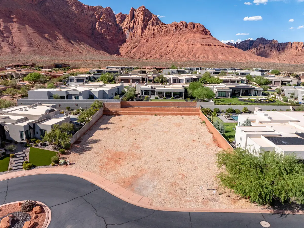 633 E Flint Rock Cir Cir, Ivins, UT 84738 - #1