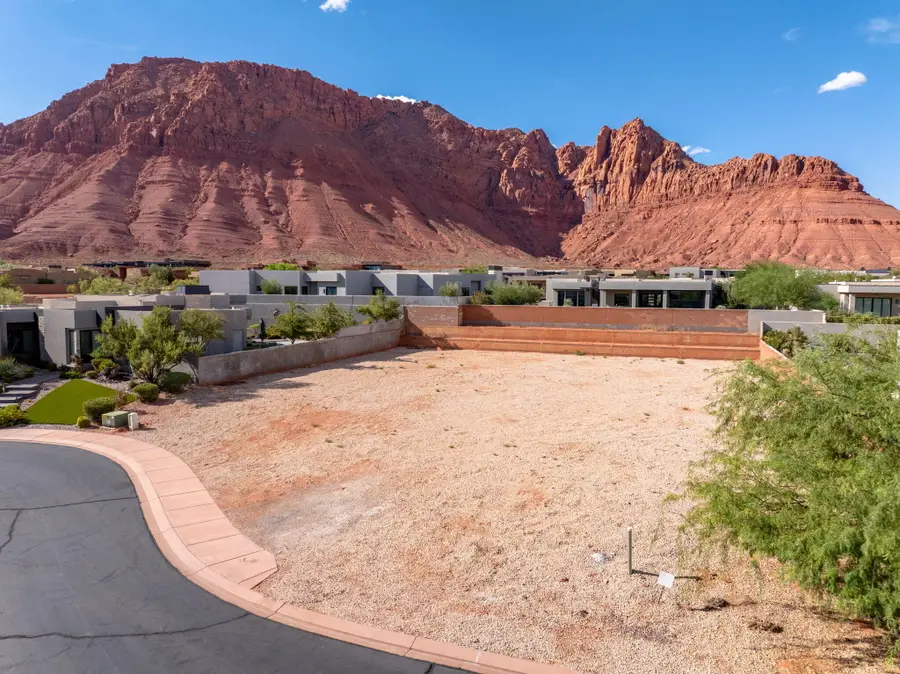 633 E Flint Rock Cir Cir, Ivins, UT 84738 - #2