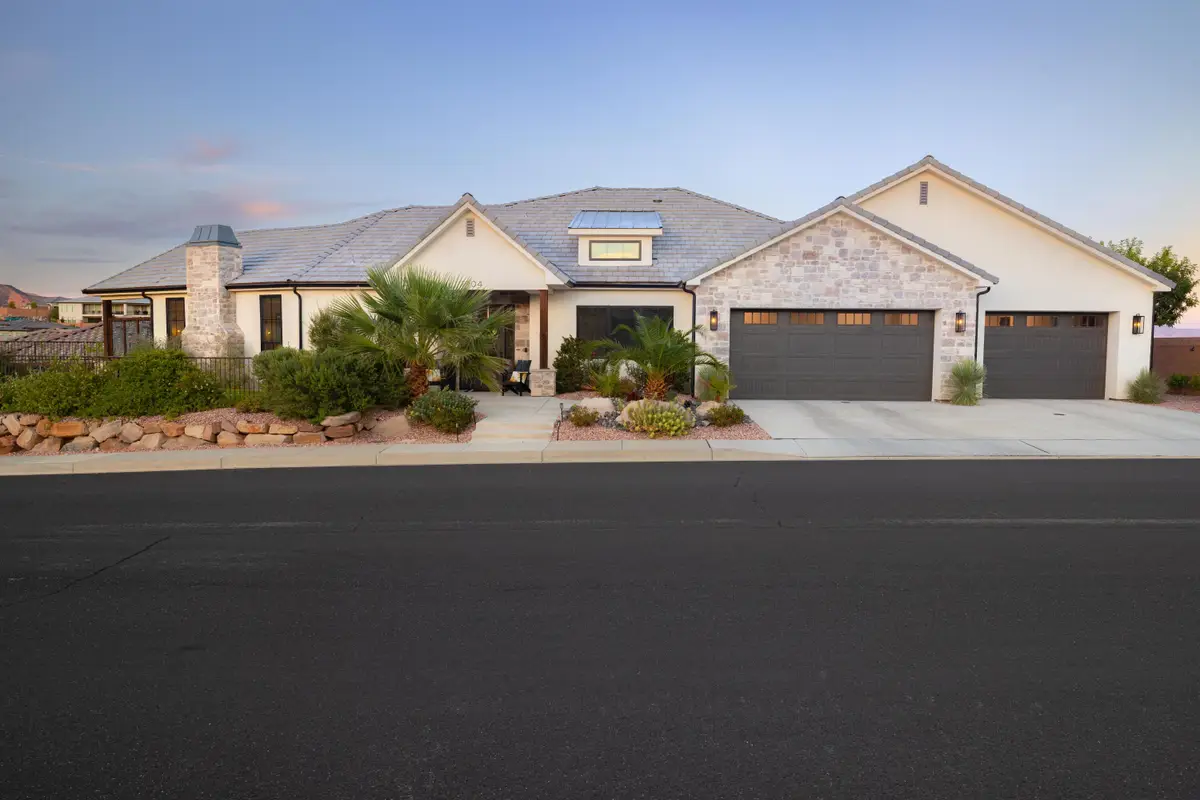 1904 N Vista Park Way, Washington, UT 84780 - #1