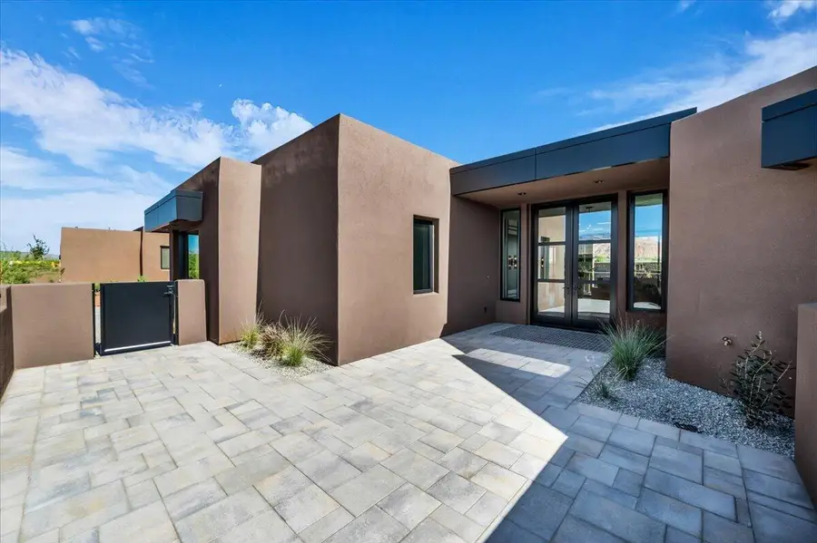 548 W Wild Indigo Way, Ivins, UT 84738 - #3