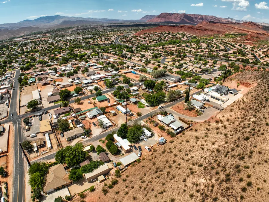 1298 N 1050, Saint George, UT 84770 - #3
