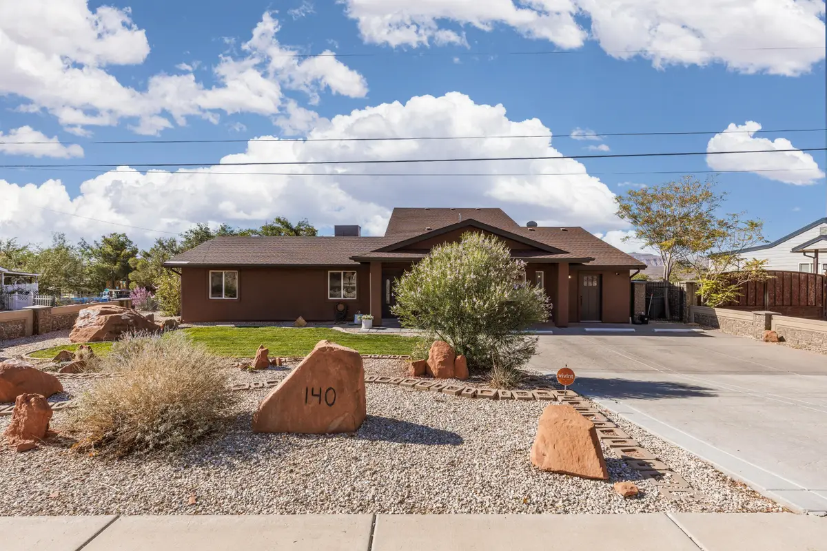 140 E 300, Ivins, UT 84738 - #1