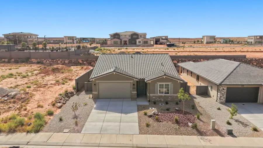 4032 S 2160, Hurricane, UT 84737 - #3