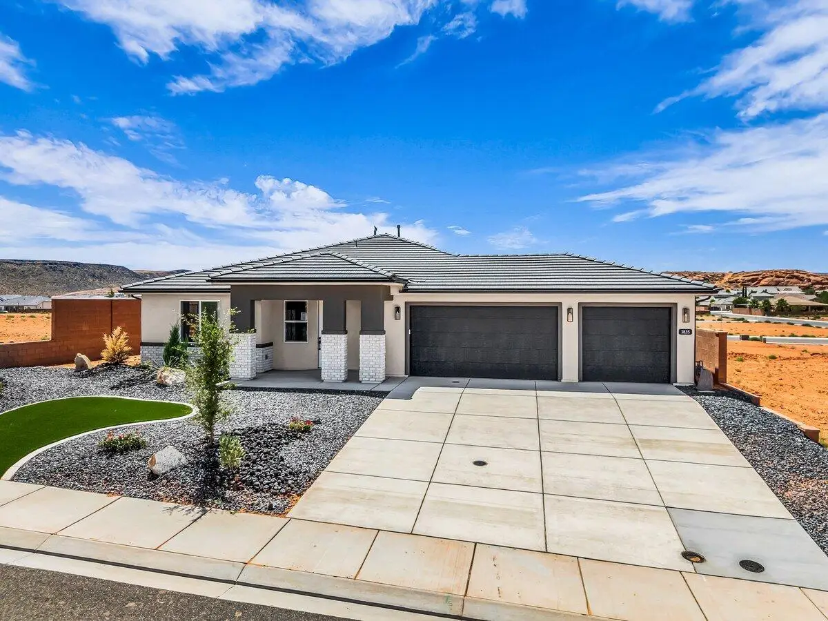 3835 W 2570 Cir, Hurricane, UT 84737 - #1
