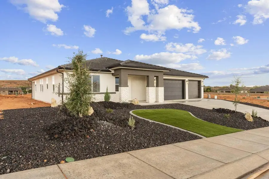 3835 W 2570 Cir, Hurricane, UT 84737 - #3