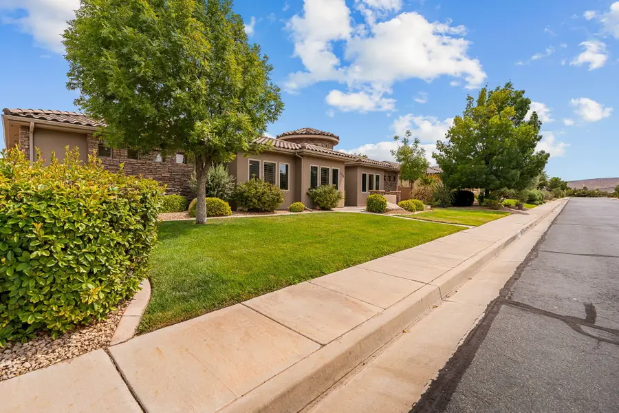 559 S Rainier Dr, Saint George, UT 84770 - #3