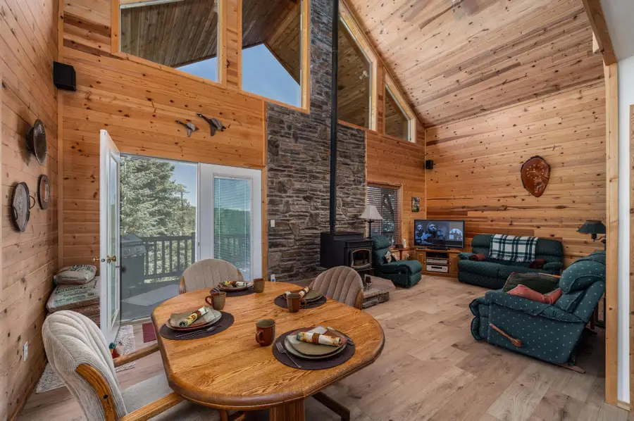1725 E Bear Country Rd, Duck Creek Village, UT 84762 - #2