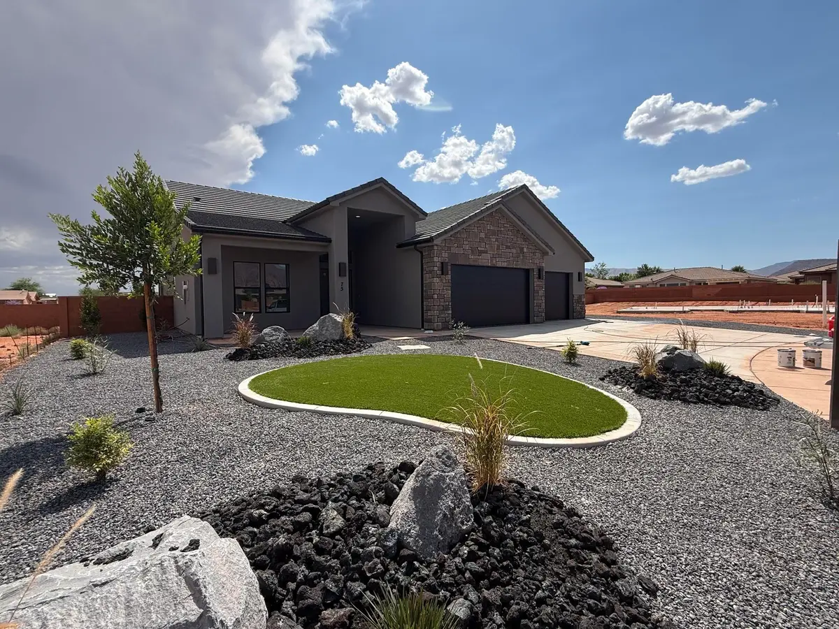 75 W Serenity Cir, Ivins, UT 84738 - #1