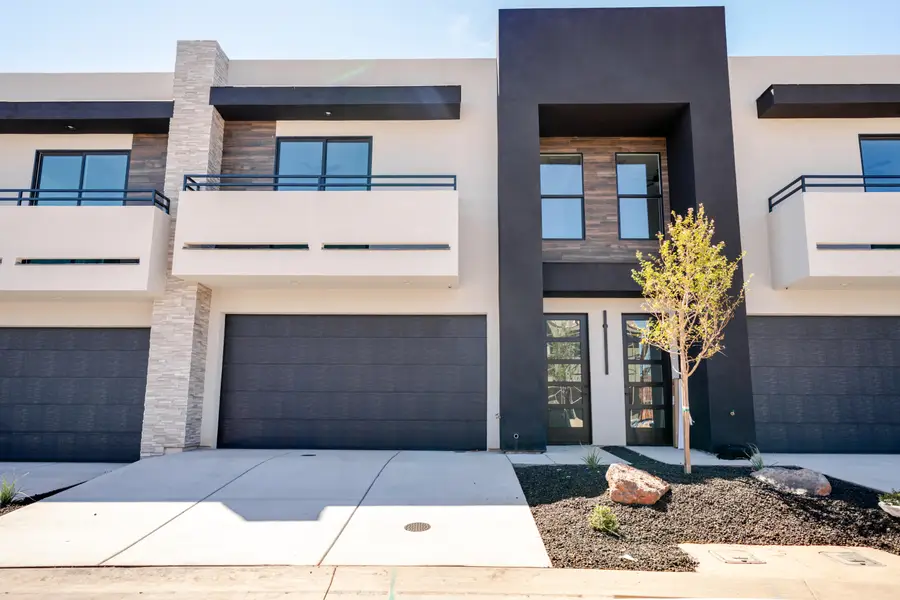 2590 Cougar Trail #3, Santa Clara, UT 84765 - #2