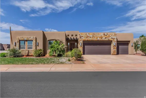 3308 S Red Sands Way, Hurricane, UT 84737