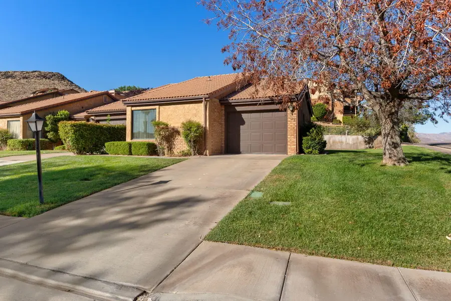 637 N Ridge View Dr, Saint George, UT 84770 - #2