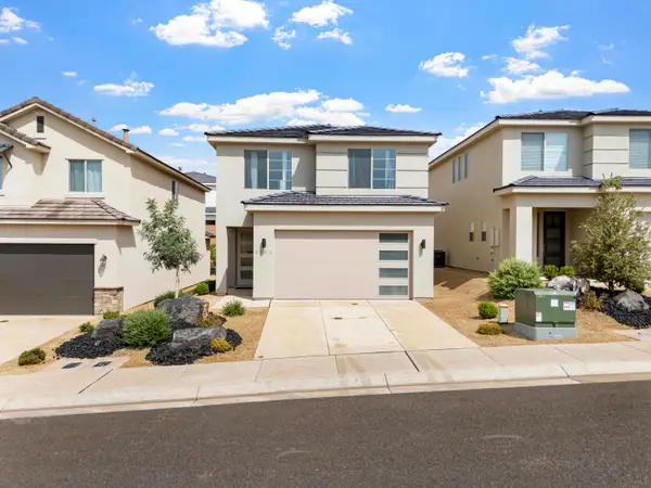 1453 White Hollow Ln, St George, UT 84790