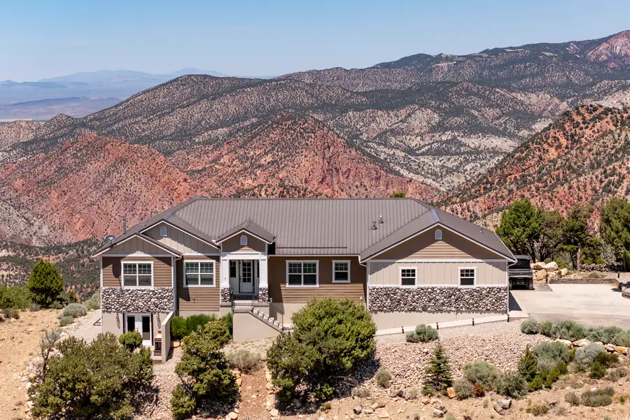 1911 S High Cedar View Dr, Cedar City, UT 84720 - #2