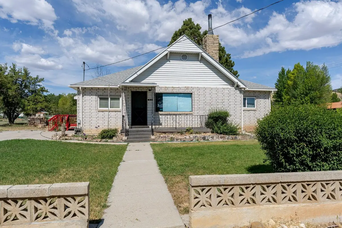 81 N 200, Tropic, UT 84776 - #1