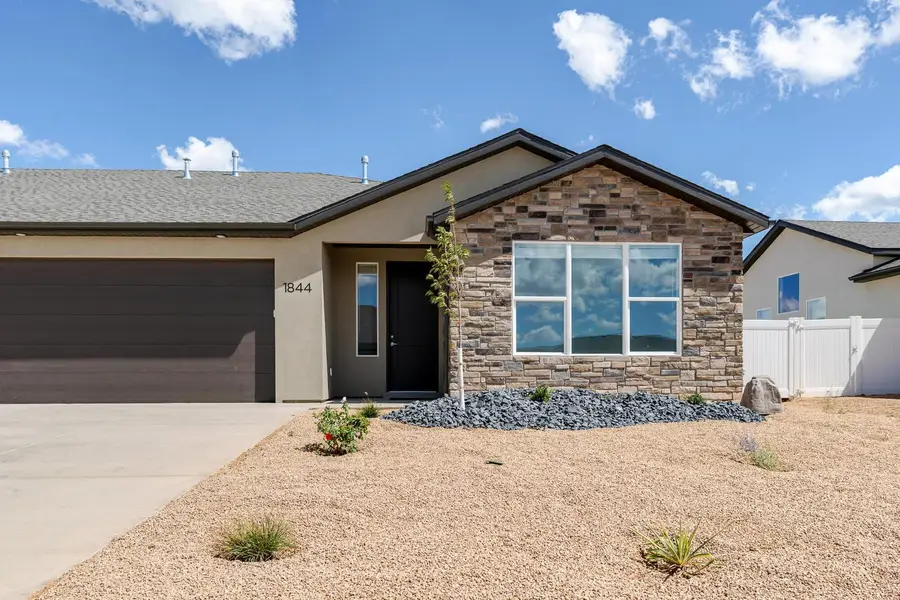 1844 N Bald Eagle St, Cedar City, UT 84721 - #3