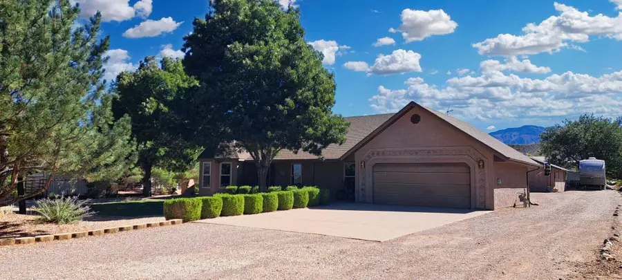 1206 N Horsemans Park Dr, Dammeron Valley, UT 84783 - #2
