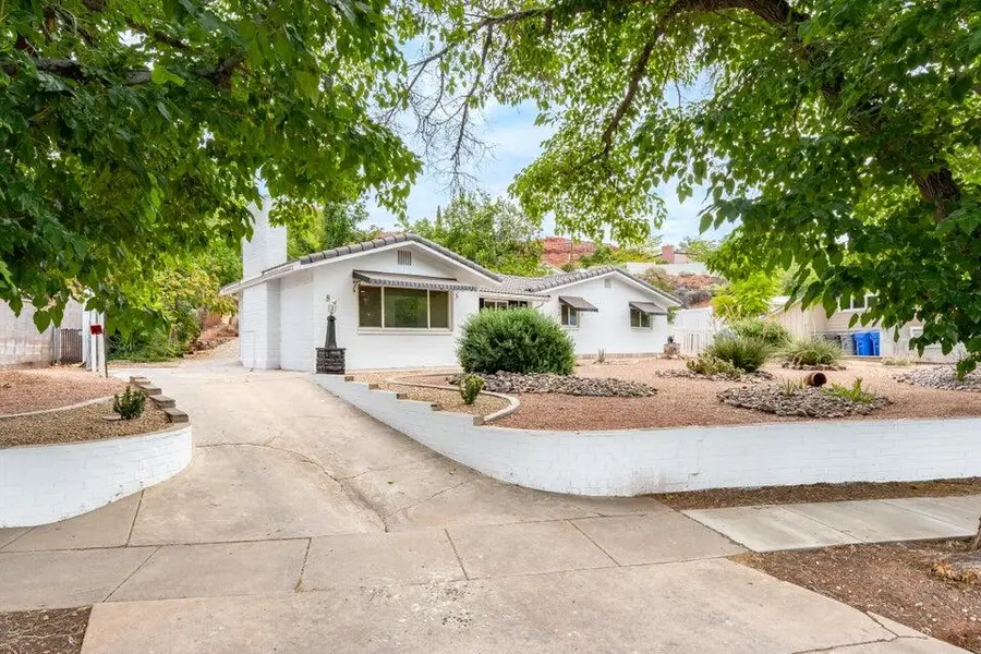288 Diagonal St, Saint George, UT 84770 - #3