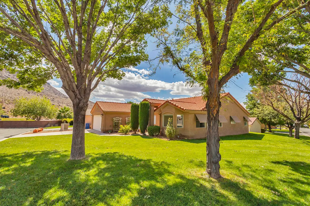 524 S Indian Hills Dr #100, Saint George, UT 84770 - #1