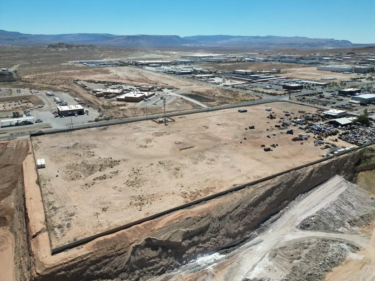 E Commerce Dr, Saint George, UT 84790 - #1
