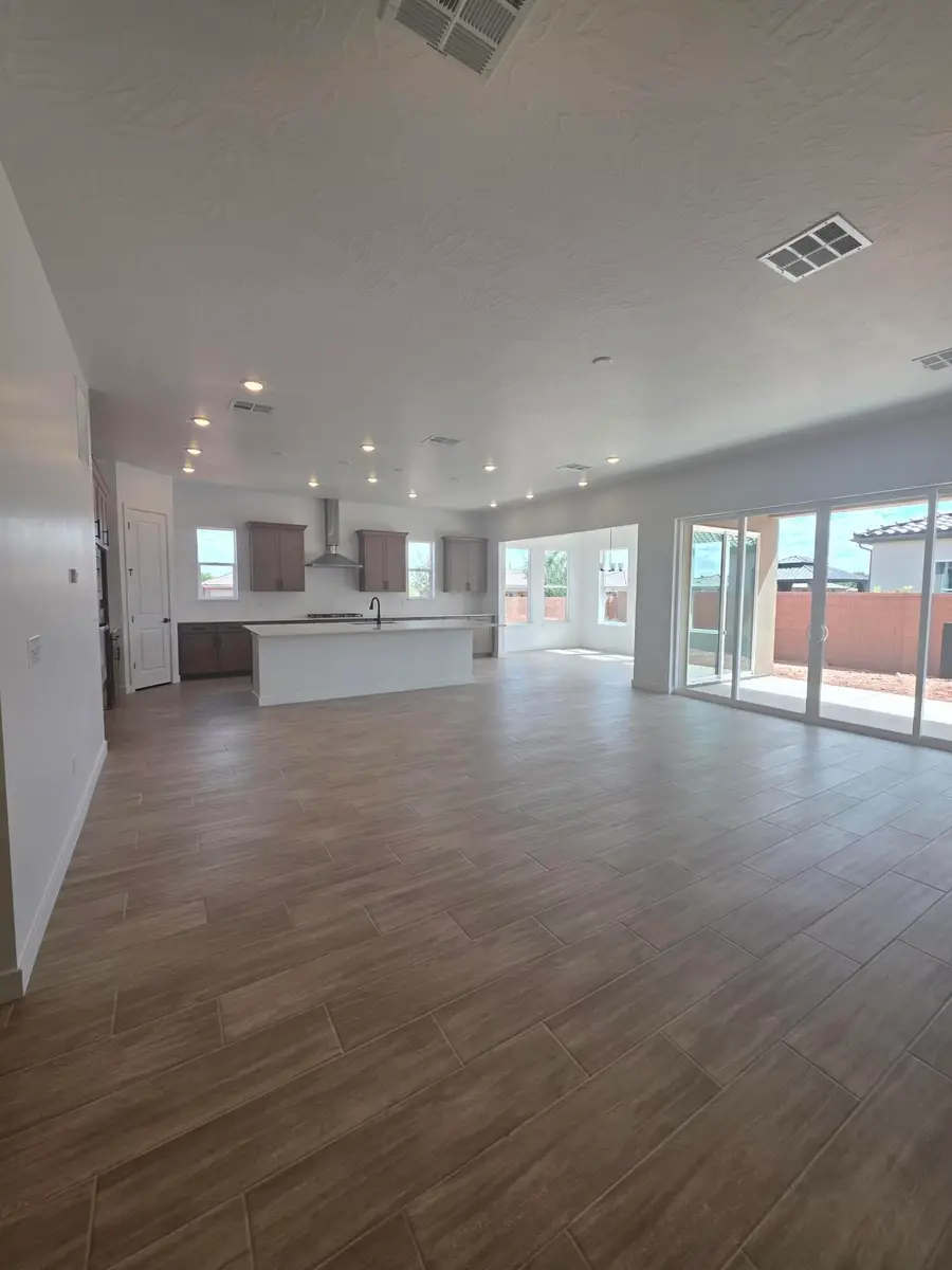 207 W Red Vista Dr #Lot 1, Ivins, UT 84738 - #3