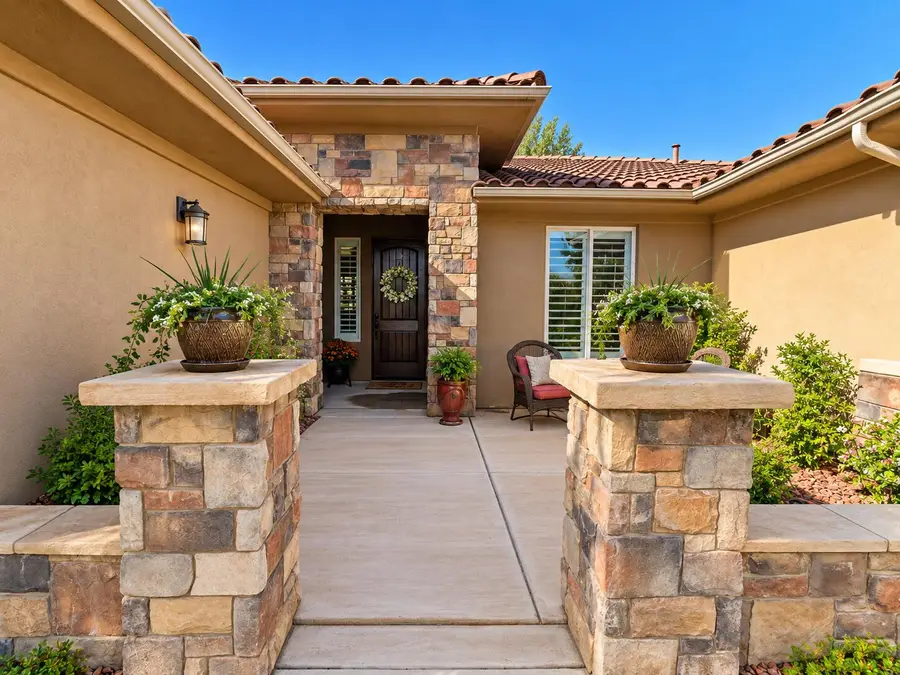 603 E Florence Dr, Washington, UT 84780 - #2