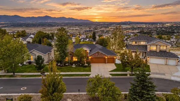 533 E Jade Park Ln, Draper, UT 84020
