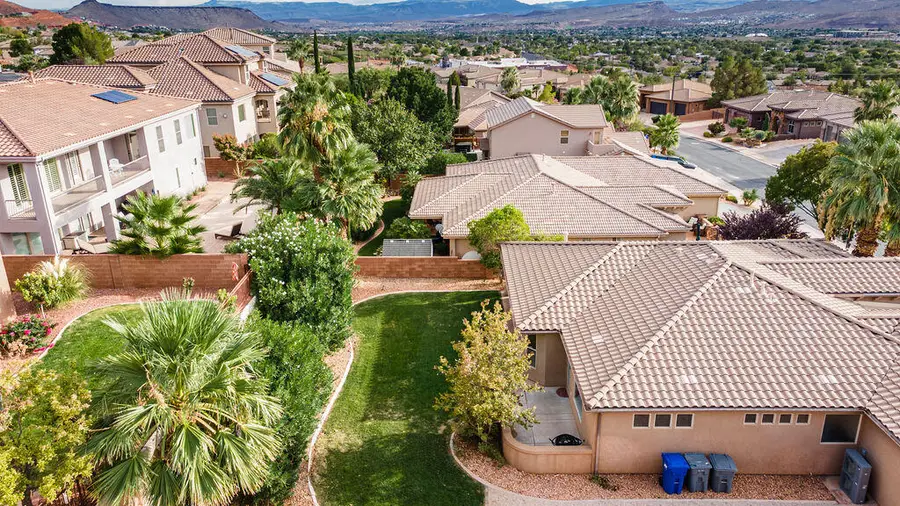 2176 N Gunsight Dr, Saint George, UT 84770 - #3