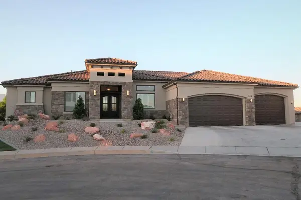 722 W 1545 North Cir, Washington, UT 84780