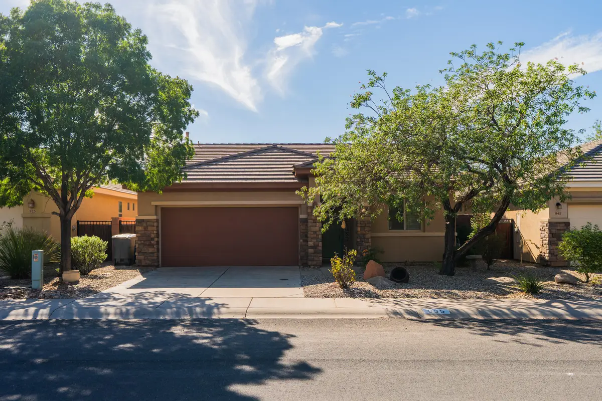 935 N Slow Creek Lane Ln, Washington, UT 84780 - #1