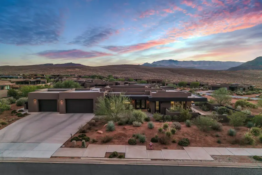 663 W Wild Indigo Way, Ivins, UT 84738 - #2