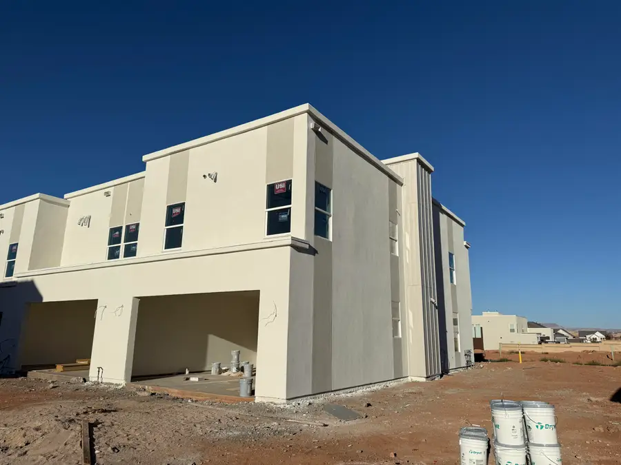 6210 Buckskin Dr, Saint George, UT 84790 - #2