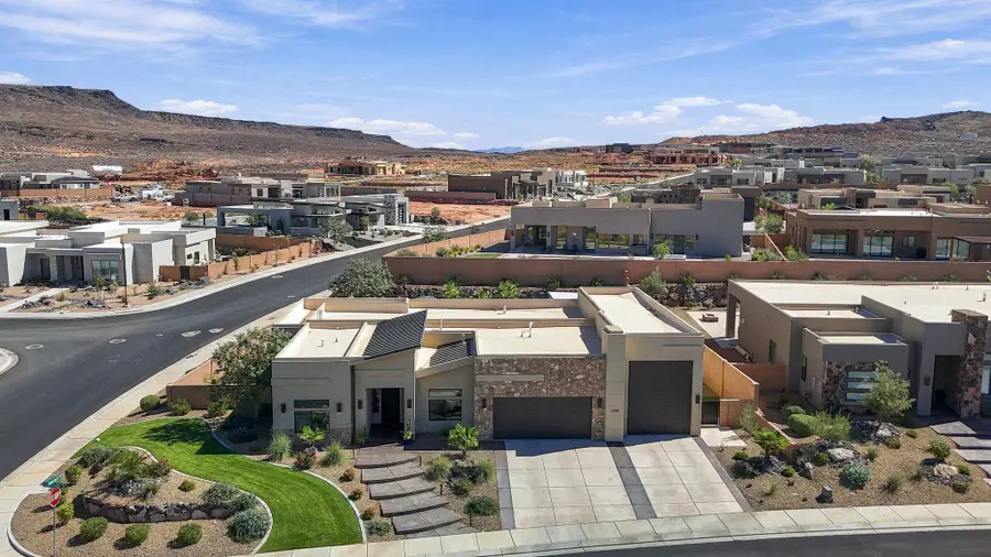 1395 W Fish Rock Rd, Saint George, UT 84770 - #2