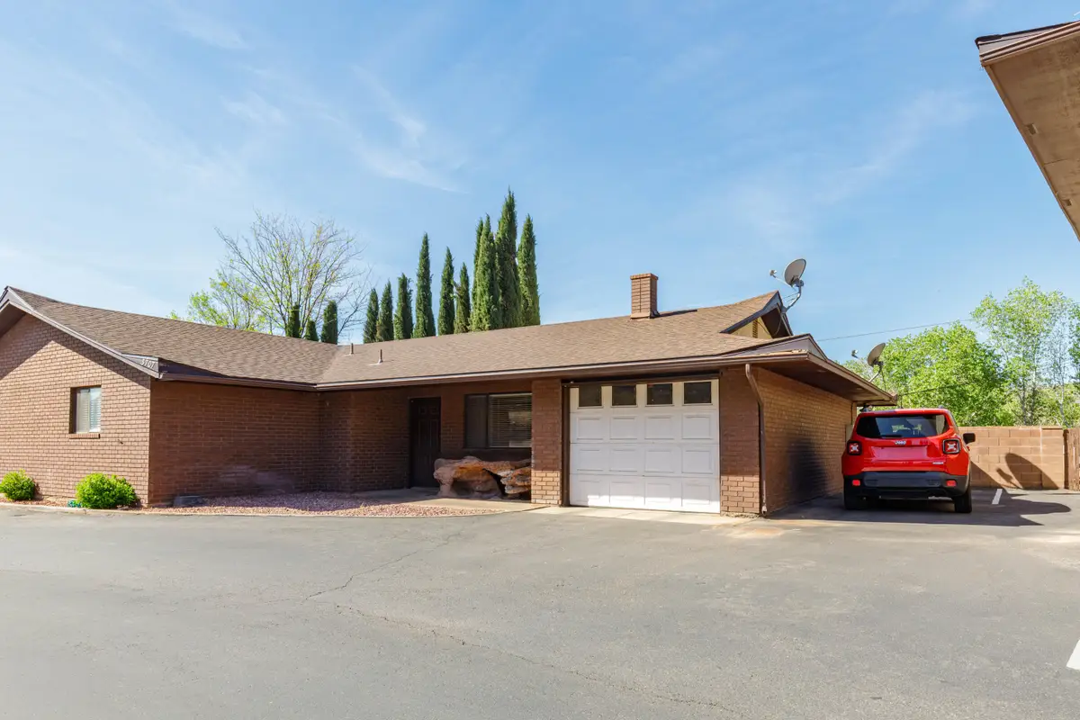 3707 W Gates Cir, Santa Clara, UT 84765 - #1