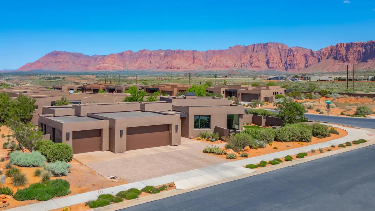 438 S Kwavasa Dr, Ivins, UT 84738 - #1