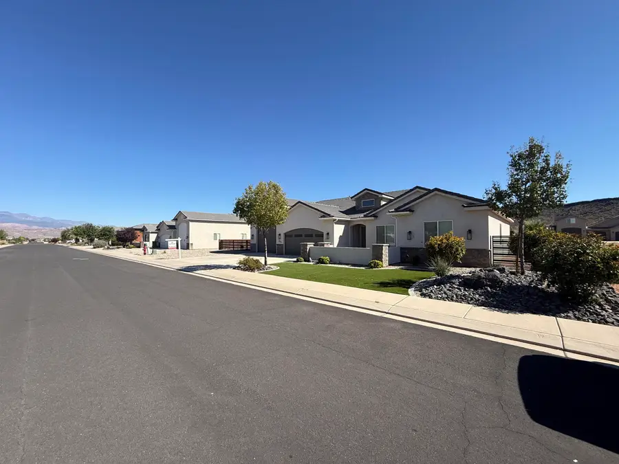 2821 S 3600, Hurricane, UT 84737 - #3