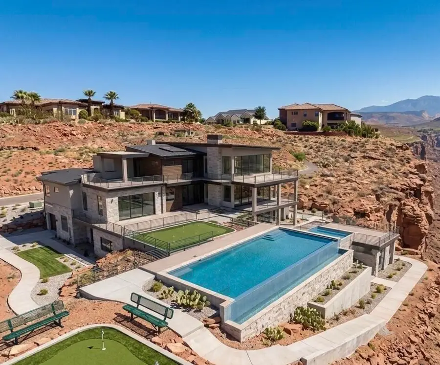 95 N Crest Rd, Washington, UT 84780 - #2