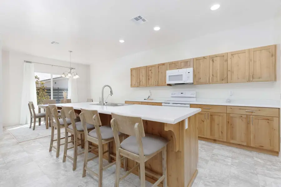 375 S Deep Creek Dr, Washington, UT 84780 - #3