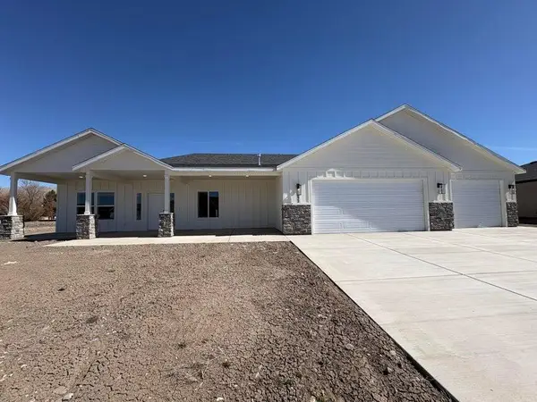 672 N Kaycie Ln, Panguitch, UT 84759
