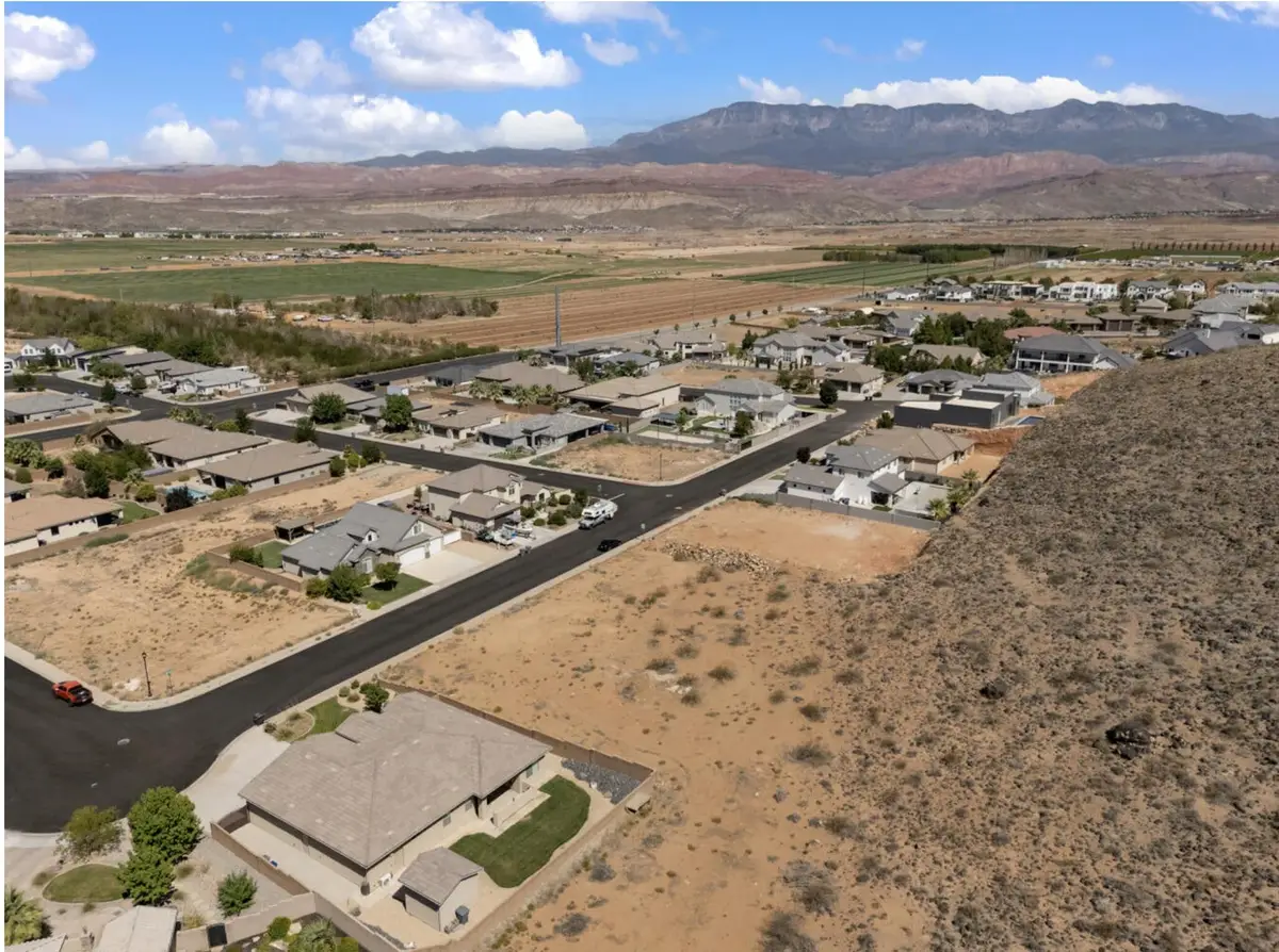 2405 S 3330 #13, Hurricane, UT 84737 - #1