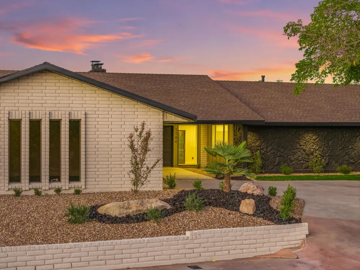1144 W Bloomington Dr, Saint George, UT 84790 - #1
