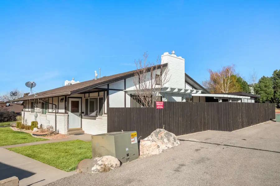 991 S Three Fountains Dr, Cedar City, UT 84720 - #3