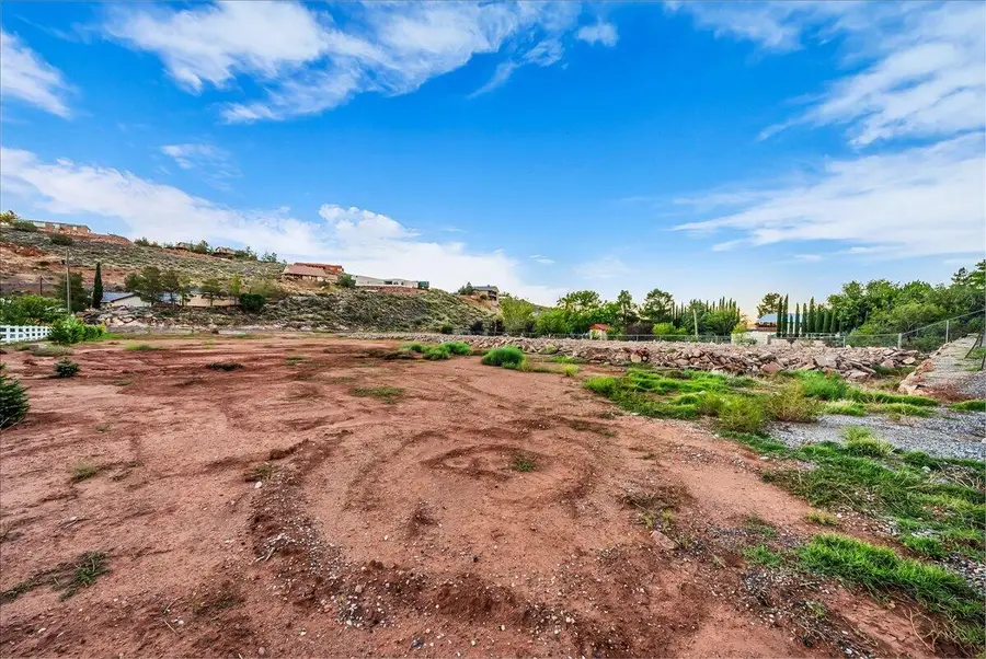 424 S Silver Valley Rd, Leeds, UT 84746 - #2